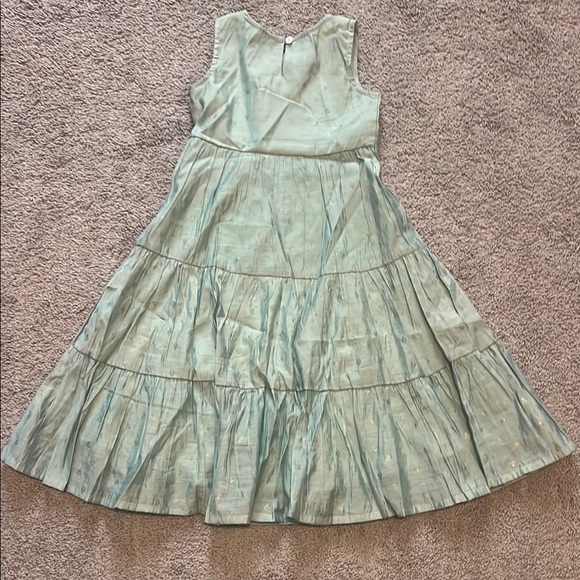 Elegant Mint Maxi Dress with Gold Accents - Picture 7 of 9